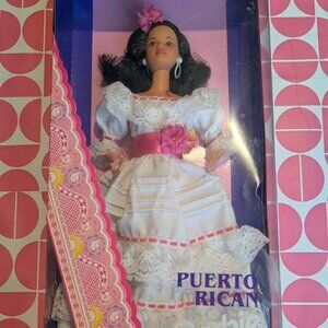 Puerto Rican Dolls of the World Collector Edition 1997 Mattel